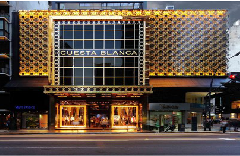 洪雅门头设计与商业空间的纽带。