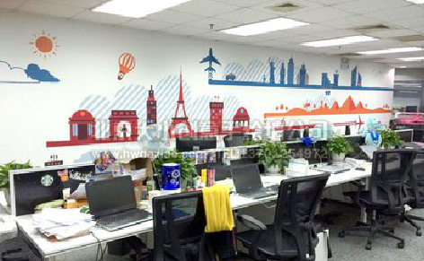 洪雅教你设计办公室墙绘的方法。